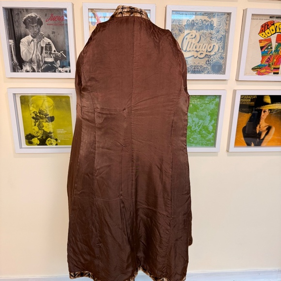 Vintage 70s Brown Plaid Belted Coat – Mid-Length - Picture 10 of 11